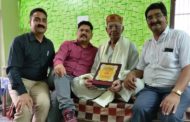 वरिष्ठ नागरिक जे.पी. जोशी को कल्याण विभाग ने किया सम्मानित