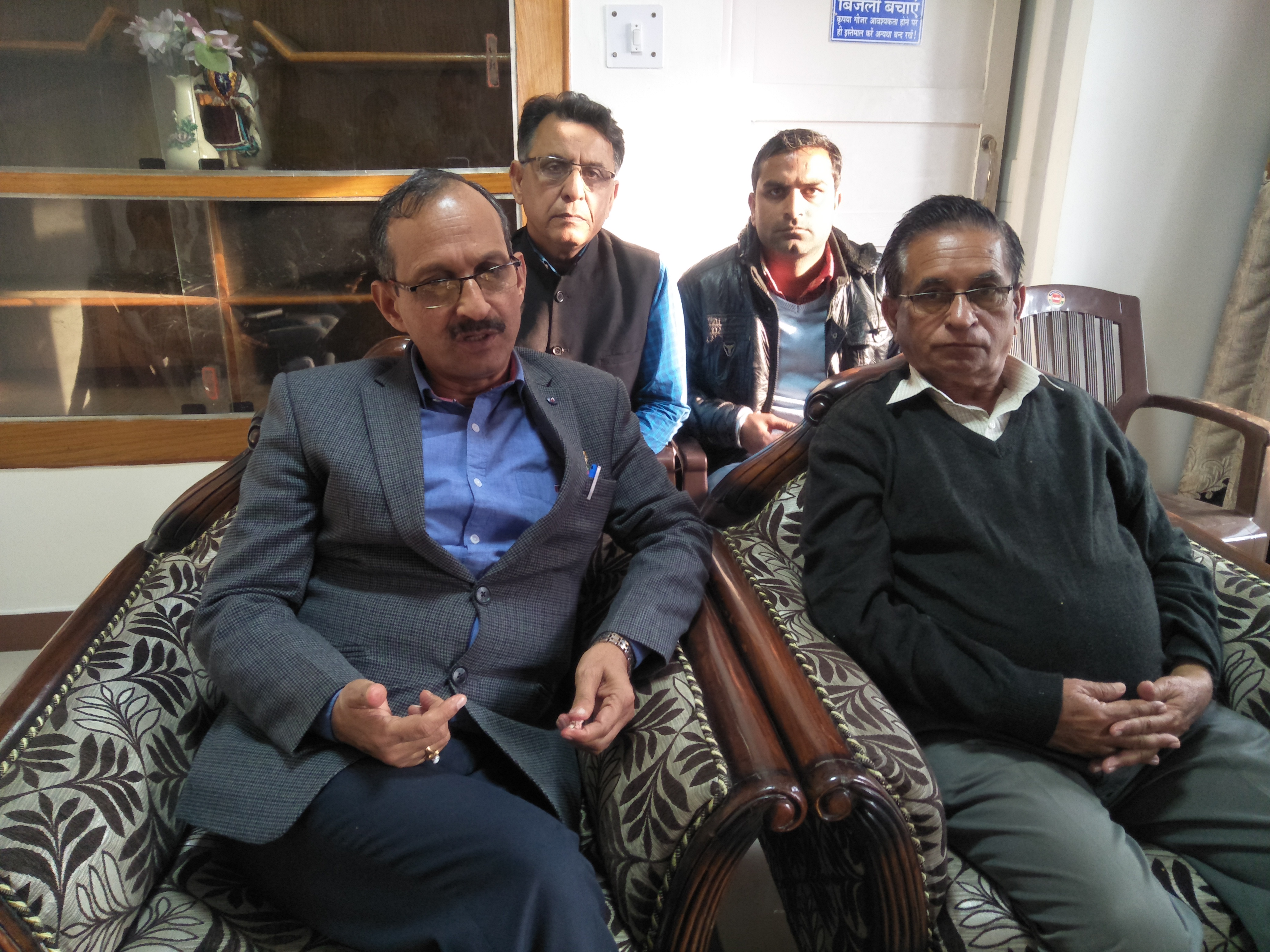 कांग्रेस ने लटकया , भाजपा ने ऊना बस अड्डे के सपने को किया साकार - सतपाल सत्ती