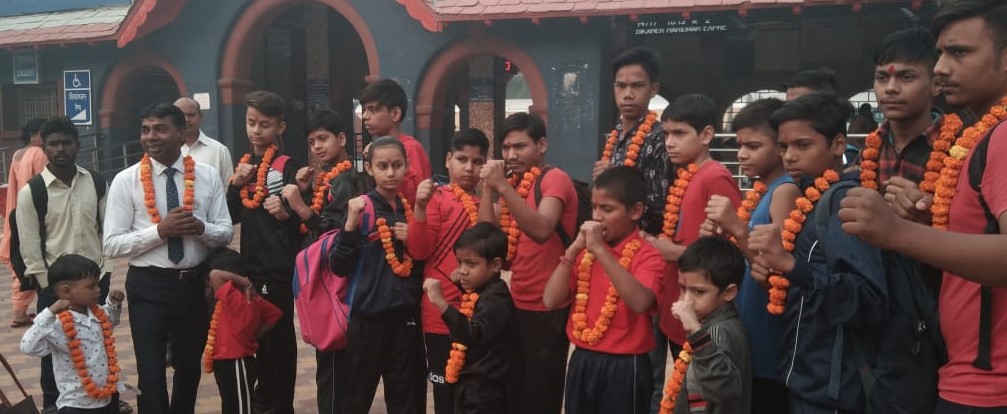 राष्ट्र स्तरीय प्रतियोगिता में भाग लेने करनाल की टीम राजस्थान रवाना