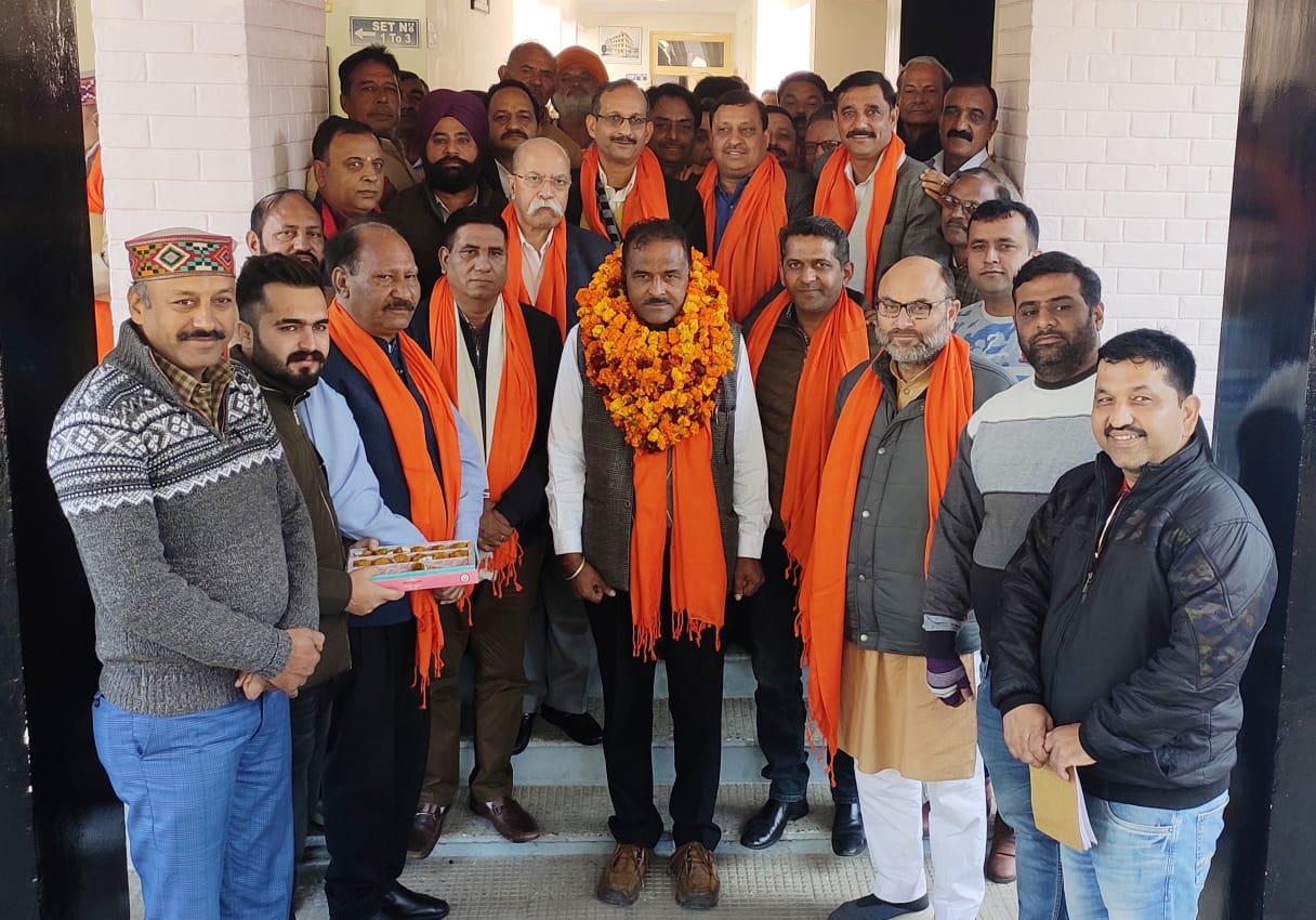 मनोहर लाल शर्मा बने सर्वसम्मति से जिला ऊना भाजपा के अध्यक्ष