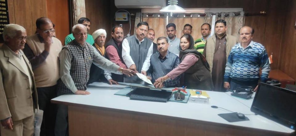 Guru Ravidas Mahasabha Una submitted a memorandum to the President of India through S.D.M. Una