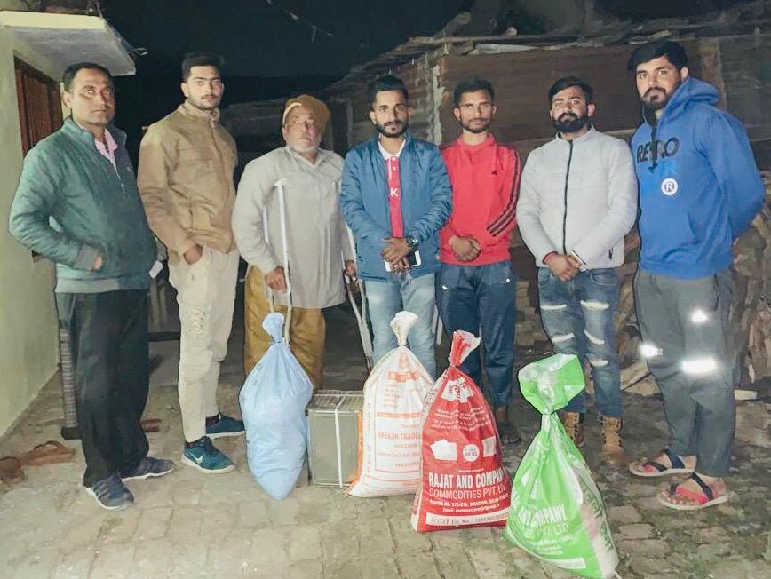 जरूरमंद परिवारों के लिए मददगार बन रही हिमाचल हैंल्पिंग हैंडज समाज सेवा संस्था