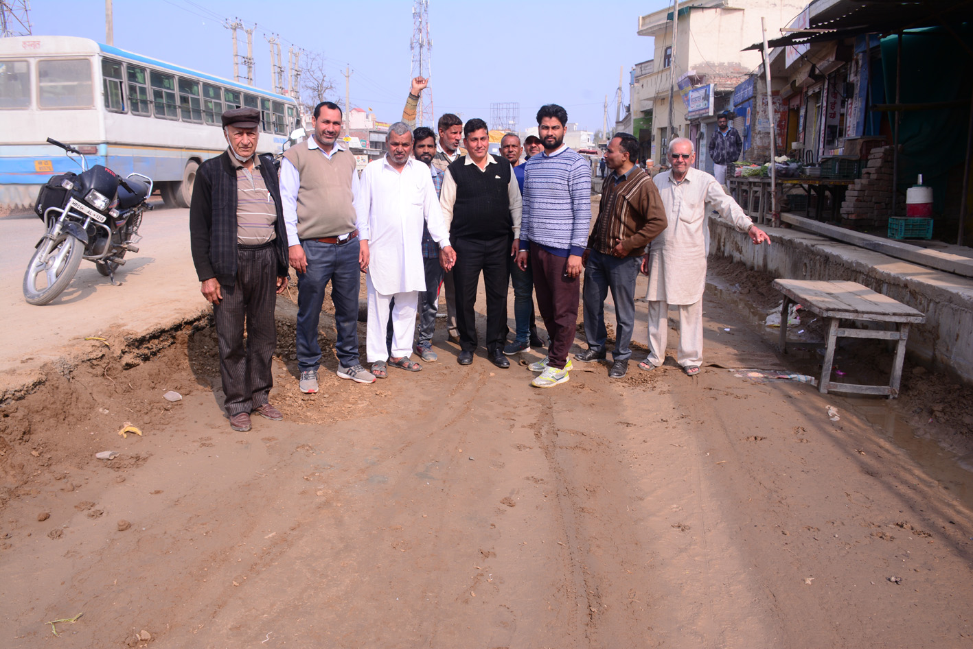 करनाल-असंध सड़क का निर्माण अधर में, परेशान हैं दर्जनों गांवों के लोग
